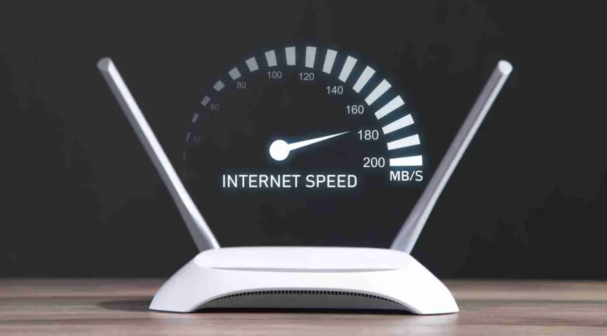 Лаптоп и визуализация на WiFi мрежа